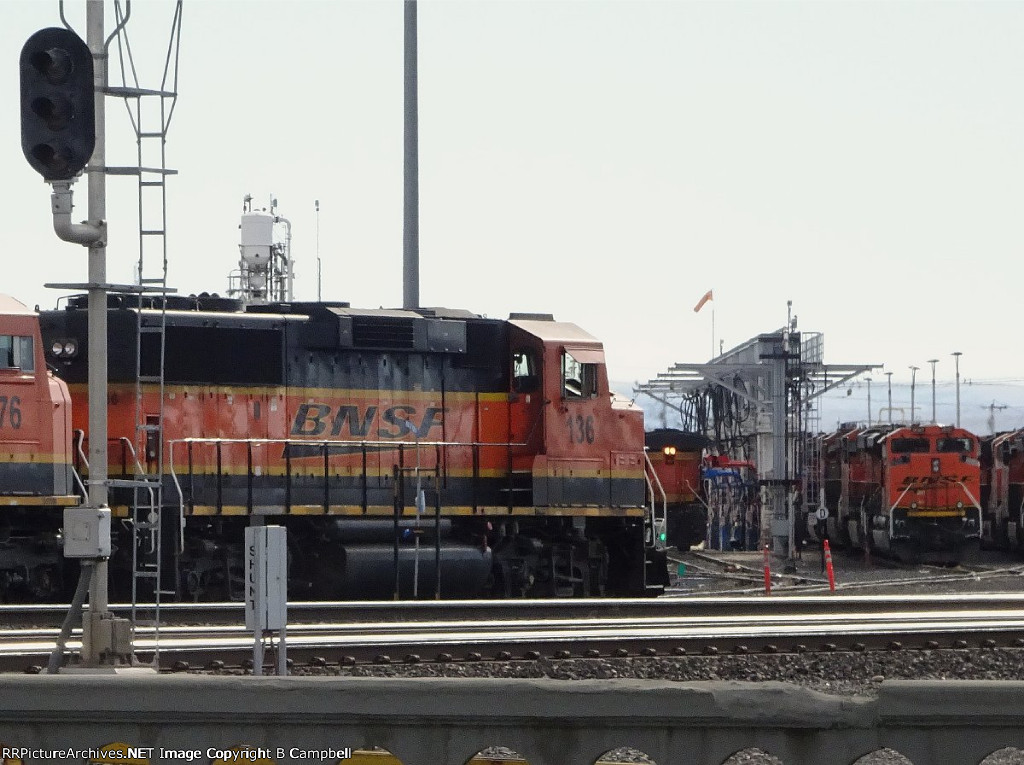 BNSF 136-BNSF 9087